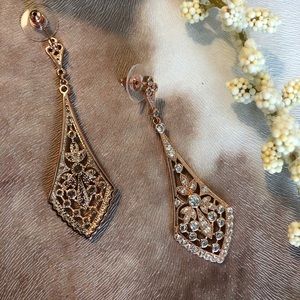 Elegant art deco drop earrings - rose gold (color)